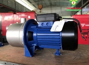 Động cơ máy bơm tăng áp - Máy Phát Điện Tân Thành Tài - Công Ty TNHH Sản Xuất - Thương Mại Dịch Vụ Tân Thành Tài